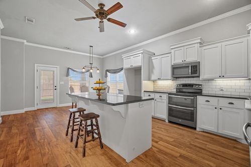 7650 Florence Dr, Abilene, TX, 79606-2890 | Card Image