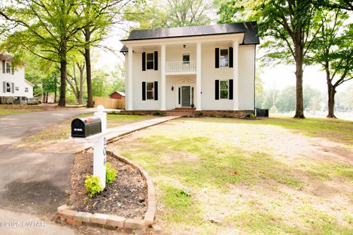 204 Flowers St, Kenton, TN, 38233-1429 | Card Image