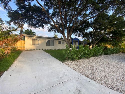 3060 Ne 4th Ave, Wilton Manors, FL, 33334-2048 | Card Image