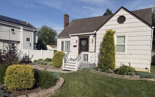 232 N Jackson Ave, North Plainfield, NJ, 07060-4333 | Card Image