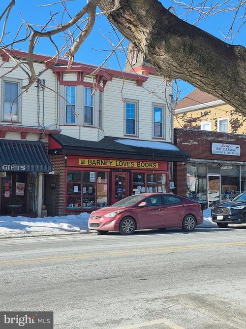 22 Main St, Woodstown, NJ, 08098-1117 | Card Image