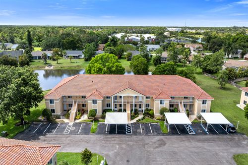 d6-208 Furse Lakes Circle, Naples, FL, 34104 | Card Image