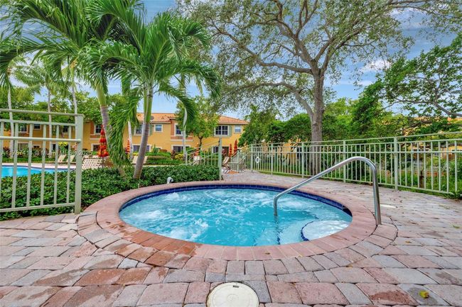 3004 - 4971 Leeward Ln, Condo with 3 bedrooms, 3 bathrooms and null parking in Fort Lauderdale FL | Image 24