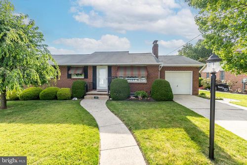 717 Mccosh Street, HANOVER, PA, 17331 | Card Image