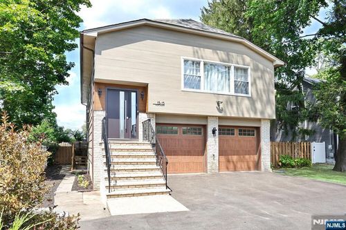 13-15 Rose Pl, Fair Lawn, NJ, 07410-2240 | Card Image