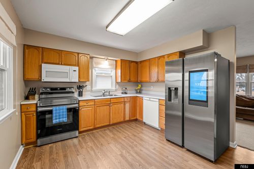 6921 Ogden Street, Omaha, NE, 68104 | Card Image