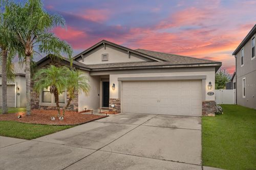 4739 Woods Landing Ln, TAMPA, FL, 33619-7075 | Card Image