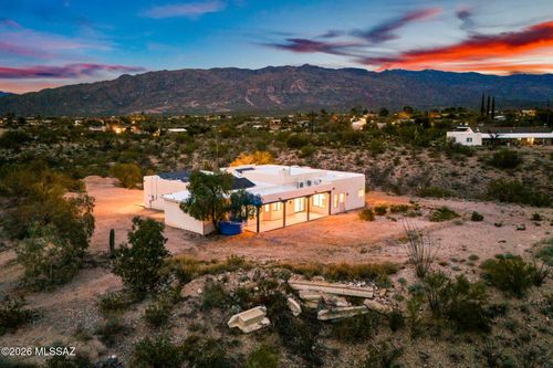 7521 S Cactus Thorn Ln, Tucson, AZ, 85747-9065 | Card Image