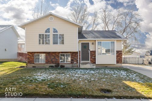 593 W 950 N, Clinton, UT, 84015-9497 | Card Image