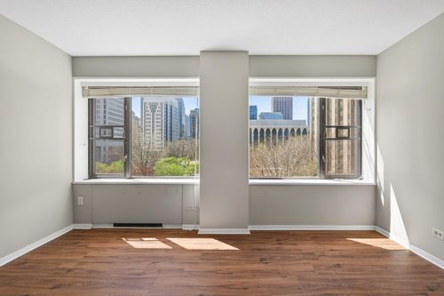 b407-19 S 1st Street, Minneapolis, MN, 55401 | Card Image