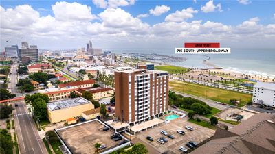 1501 - 715 S Upper Broadway Street, Condo with 2 bedrooms, 2 bathrooms and null parking in Corpus Christi TX | Image 2