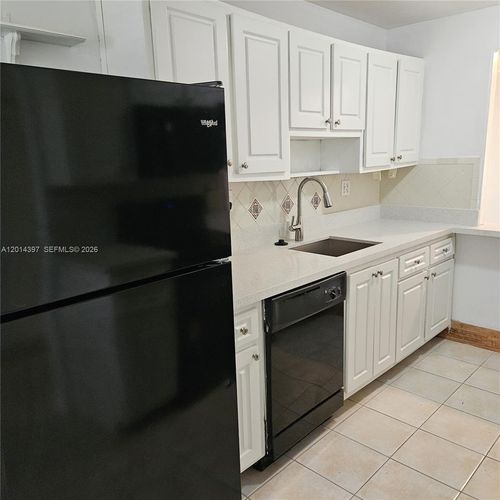 104-3070 Nw 48th Ter, Lauderdale Lakes, FL, 33313-7244 | Card Image