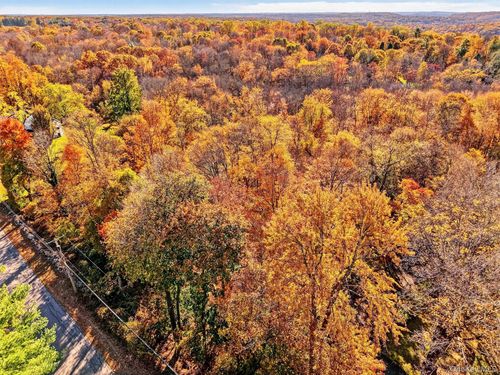 26 Elmwood Rd, South Salem, NY, 10590-1917 | Card Image