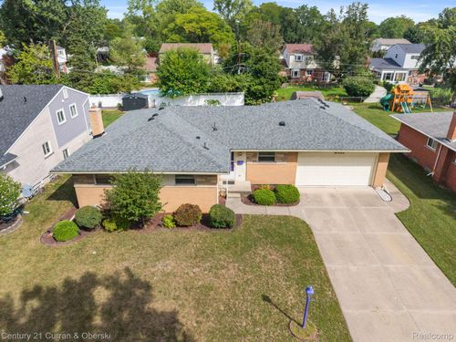 30222 Buckingham St, Livonia, MI, 48154-4428 | Card Image