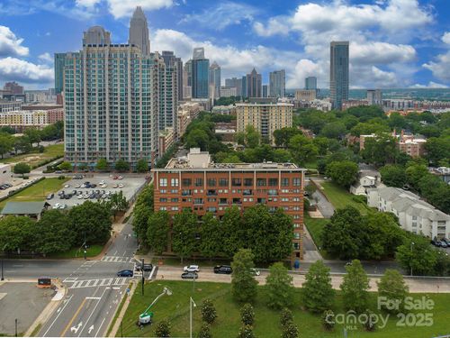 unit-303-715 N Church St, Charlotte, NC, 28202-2295 | Card Image