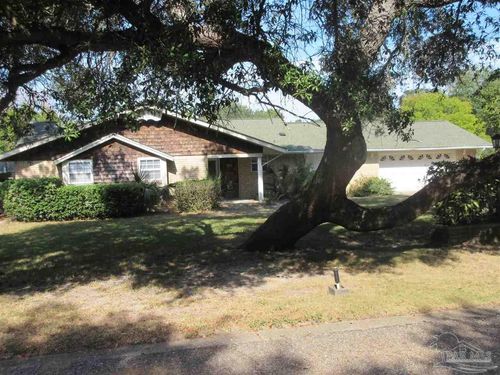 208 Nandina Rd, Gulf Breeze, FL, 32561-4610 | Card Image