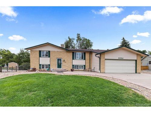 8352 Dover Ct, Arvada, CO, 80005-2423 | Card Image