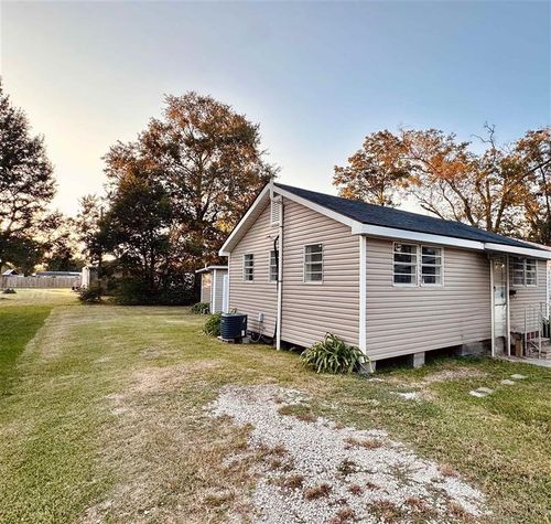 1415 S Stanford St, Sulphur, LA, 70663-4831 | Card Image