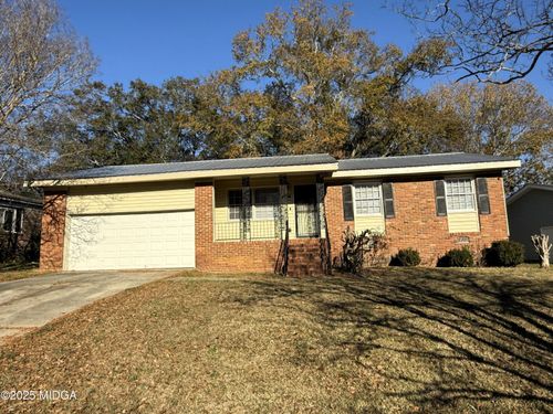 4064 W Oak Dr, MAcon, GA, 31210-5619 | Card Image