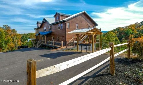 1481 Sleepy Valley Ln, Sevierville, TN, 37876 | Card Image