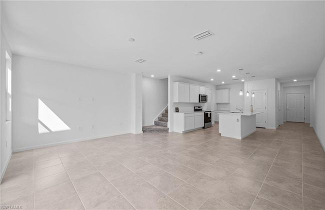 1661 Lake Jessup Cir, Townhouse with 3 bedrooms, 3 bathrooms and 1 parking in CAPE CORAL FL | Image 13