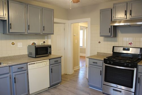 1-10 Mattakeeset St, Boston, MA, 02136-6710 | Card Image