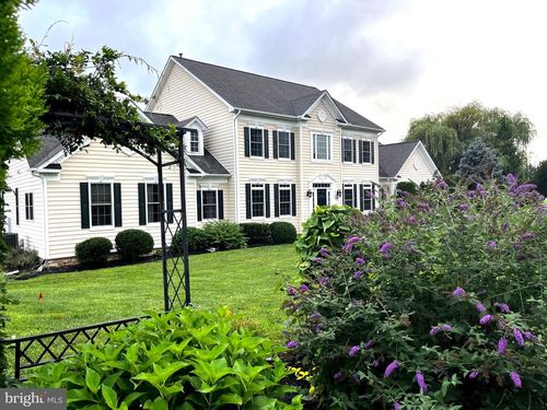 37849 Wright Farm Dr, PURCELLVILLE, VA, 20132-9617 | Card Image