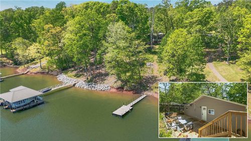 802 Dogwood Ln, Townville, SC, 29689-3712 | Card Image