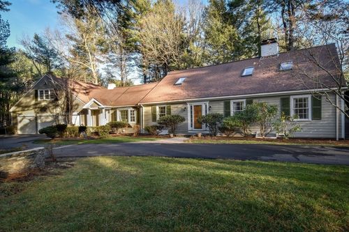 9 Buttercup Ln, Dover, MA, 02030-2005 | Card Image
