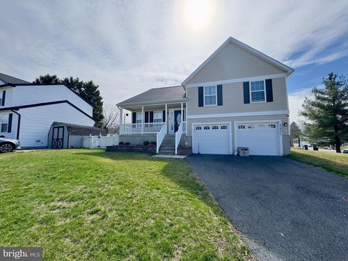 9807 Dee Way, BALTIMORE, MD, 21220-1755 | Card Image