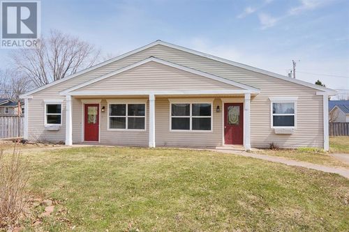 633 A&B Princess Street, Montague, PE, C0A1R0 | Card Image