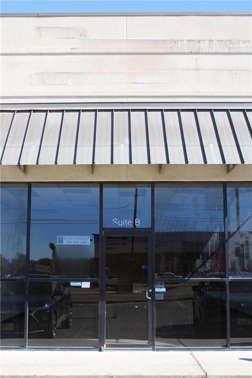 710 S 14th St, Kingsville, TX, 78363-6416 | Card Image