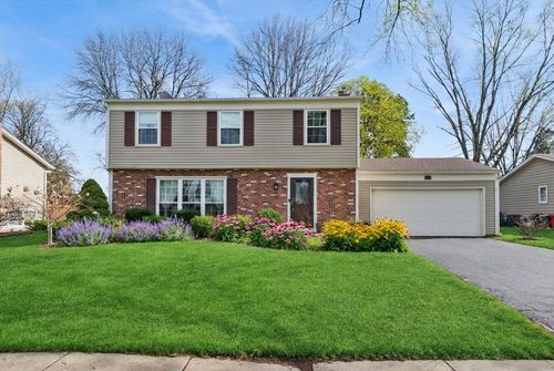 1150 Casa Solana Dr, Wheaton, IL, 60189-8214 | Card Image