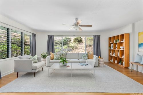 5407 Kilauea Pl, Honolulu, HI, 96816-5632 | Card Image