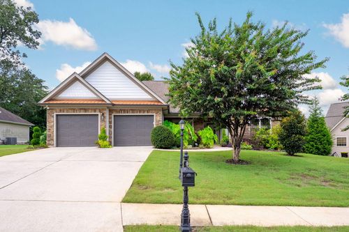 8879 Mckenzie Farm Dr, Ooltewah, TN, 37363-5974 | Card Image