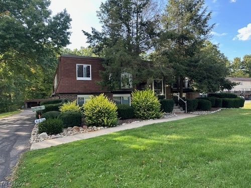 7-4376 Darrow Rd, Stow, OH, 44224-1862 | Card Image