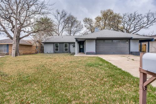 2006 Elmridge Dr, Arlington, TX, 76012-2212 | Card Image