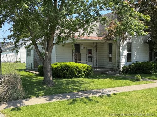 527 W Grissom Ave, Mitchell, IN, 47446-1736 | Card Image