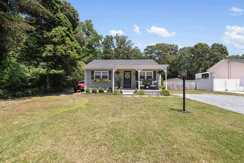 105 Sheridan Dr, Cape May, NJ, 08204-3832 | Card Image