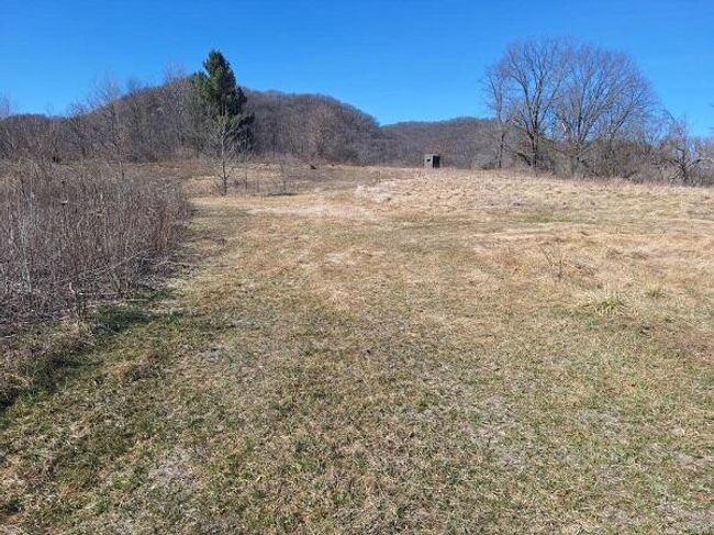 S4985 S Creek Rd, House other with 3 bedrooms, 2 bathrooms and null parking in Genoa WI | Image 31