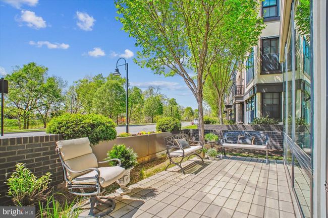 20440 Northpark Dr, Townhouse with 4 bedrooms, 6 bathrooms and null parking in ASHBURN VA | Image 9