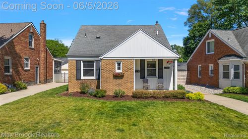 4420 Elmwood Ave, Royal Oak, MI, 48073-1520 | Card Image