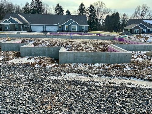 105c-138 Independence Drive, Jefferson Twp, PA, 16023 | Card Image