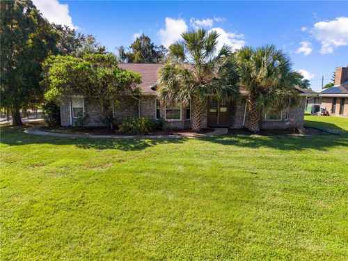 860 Shore Dr, Kissimmee, FL, 34744-4829 | Card Image