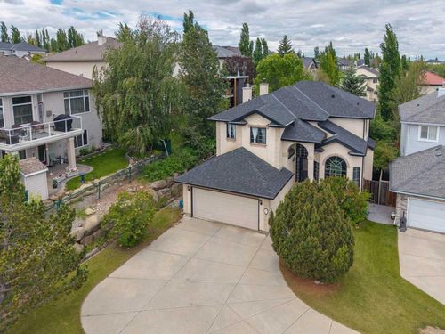 27 Valley Creek Bay Nw, Calgary, AB, T3B5V3 | Card Image