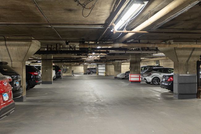 APT-208 - 2 S Atrium Way, Condo with 1 bedrooms, 2 bathrooms and 2 parking in Elmhurst IL | Image 25