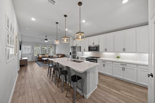 19326 Tobiano Park Dr, Tomball, TX, 77377-2668 | Card Image