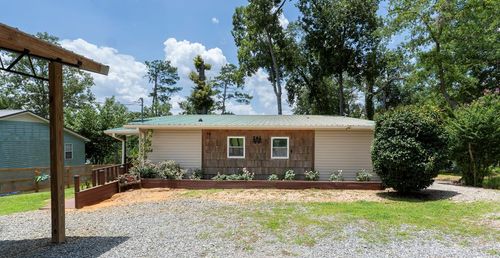 884 S Lake Dr, East Dublin, GA, 31027-2589 | Card Image