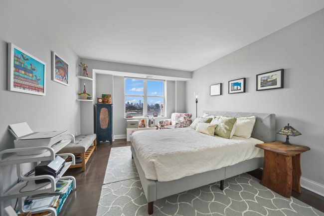 Spare Bedroom | Image 14