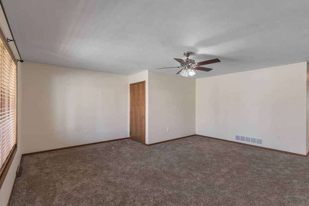 Residential Lease in Newman Grove 4